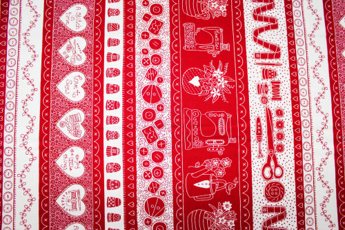 Preview: Designerbaumwollstoff Say it with a Stitch (10 cm)